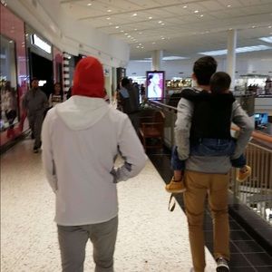 Meet your Posher, Cole